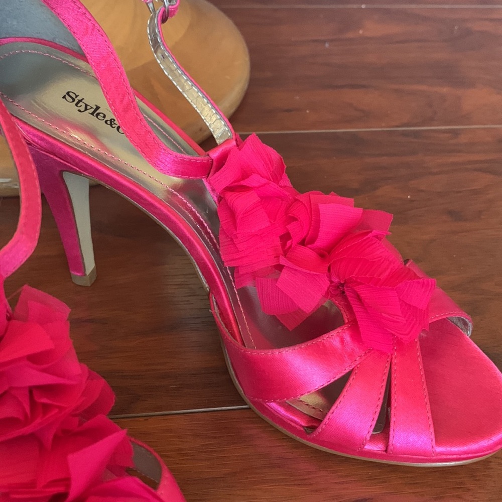 Style & Co. Heels - Picture 3 of 8